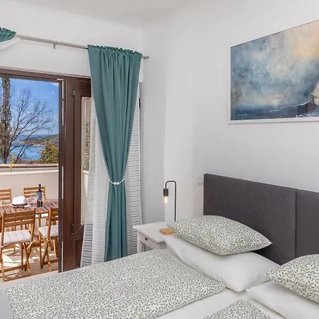 Franito #3 - Charming Close To Dubrovnik