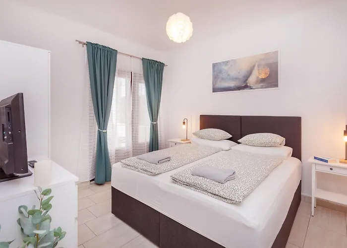 Franito #3 - Charming Close To Dubrovnik *